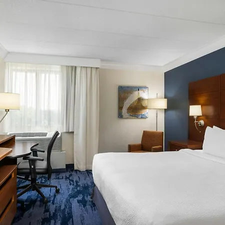 Fairfield By Marriott Inn & Suites Herndon Reston-2