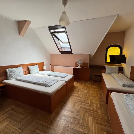 Palota Hostel-3