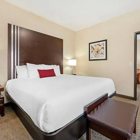 Best Western Plus Howe Inn-2
