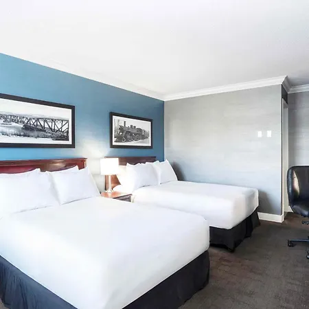 Sandman Hotel & Suites Prince George-3