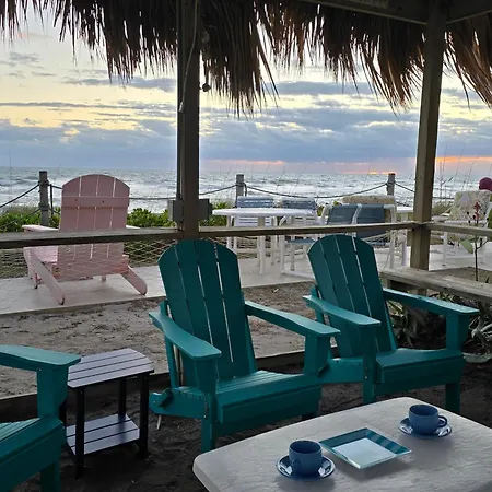 Oceanfront Sea Scape Motel-3
