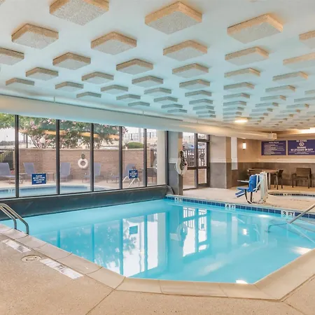 Drury Inn & Suites Atlanta Morrow-3