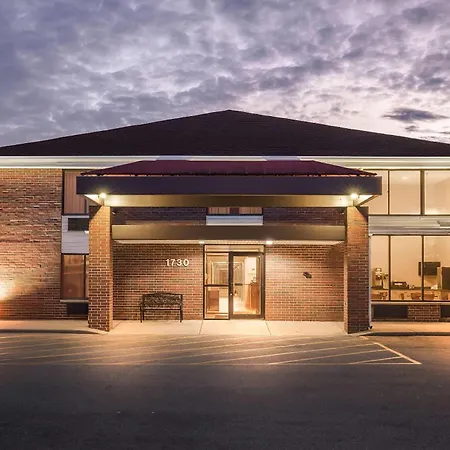 Super 8 By Wyndham Watertown Wi-2