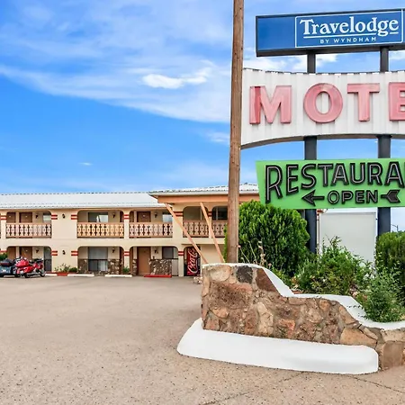 Travelodge By Wyndham Las Vegas Nm-2