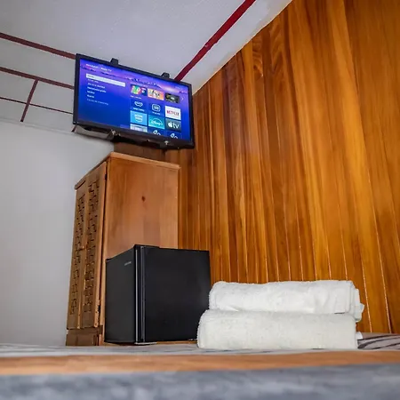 Hostal Makea Pachuca-2