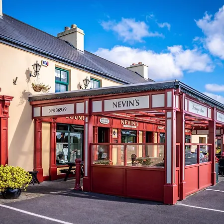 Nevins Newfield Inn Ltd-2