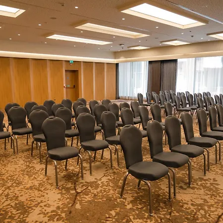 Hilton Garden Inn Tirana-2