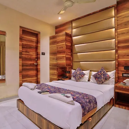 Meriton Buisness Hotel Mumbai International Airport T-2-3