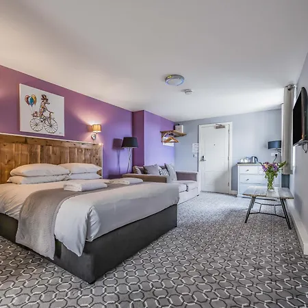 Rooms@73-3