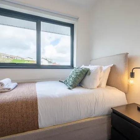 Trinity View By Ty Sa - Beautiful 5 Bed In Newport-2
