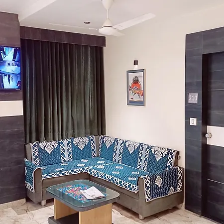 Hotel Suncity-3
