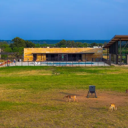 Skye Texas Hill Country Resort-2