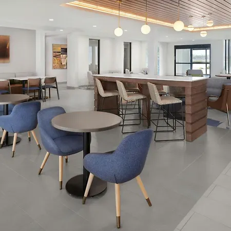 Towneplace Suites By Marriott Columbus-3