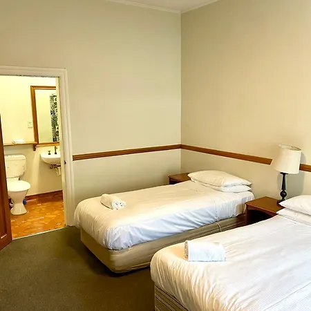 Shepherds Arms Hotel-3