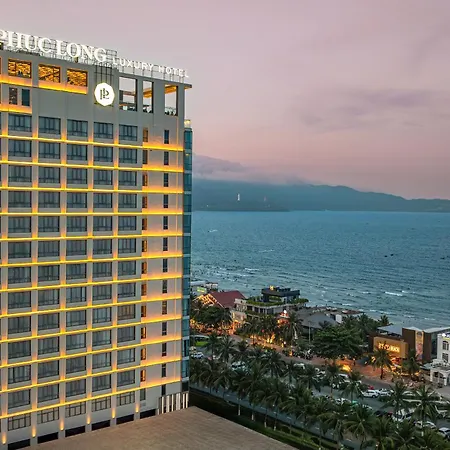 Phuc Long Luxury Hotel Danang-3