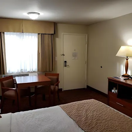 Airport Inn-2