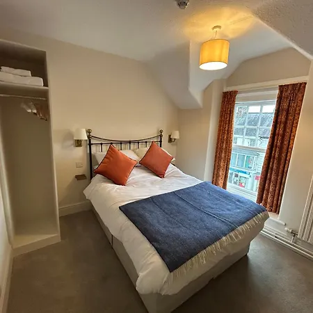 Community Owned Gwesty Owain Glyndwr Hotel-3
