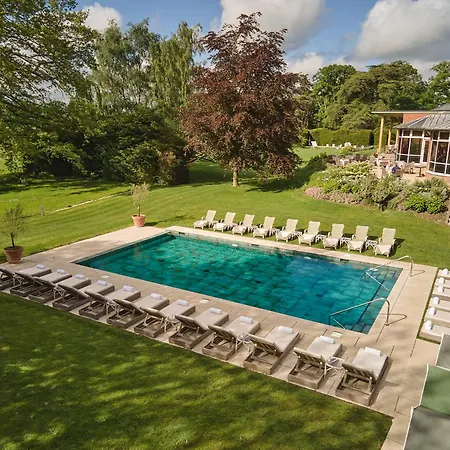 The Retreat, Elcot Park-3