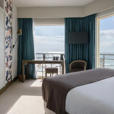 Hotel & Spa Les Roches Noires-3