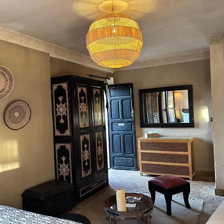 Riad Aya-2