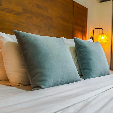 Majestic City Suites & Beach Hotel-2