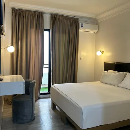 Crystal Boulevard Hotel-2