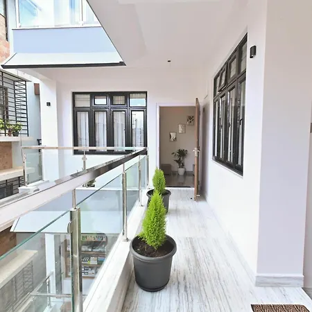 Luxe Haven Homestay-3