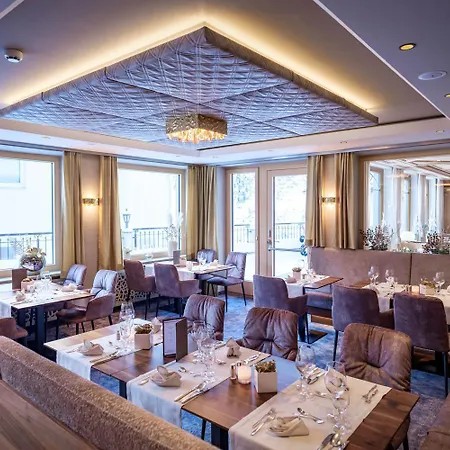 Hotel Alpenland-2