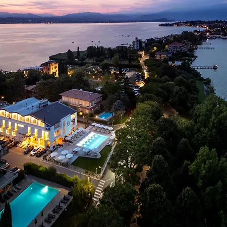 Hi Hotels Sirmione - Lakeview Pool-3