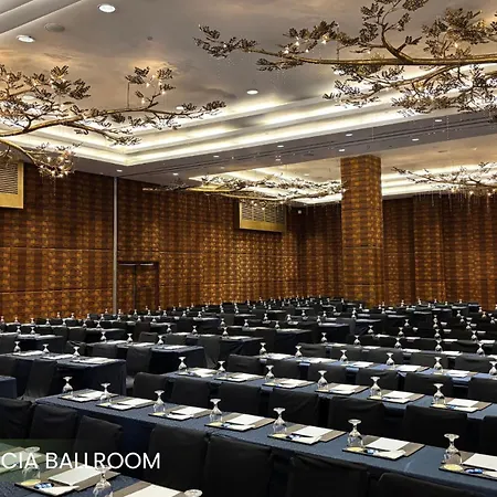 Acacia Hotel Manila-3