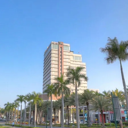 Acacia Hotel Manila-2