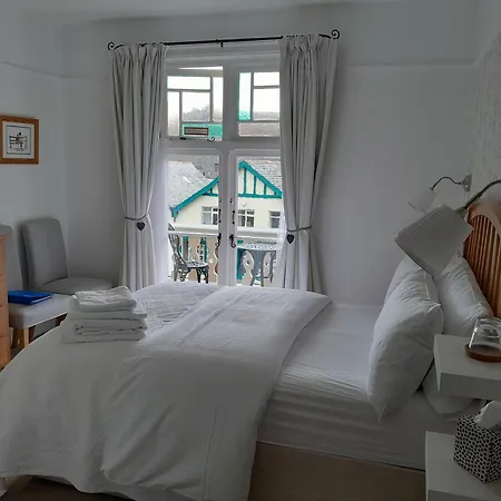 Gable Lodge Guest House-2