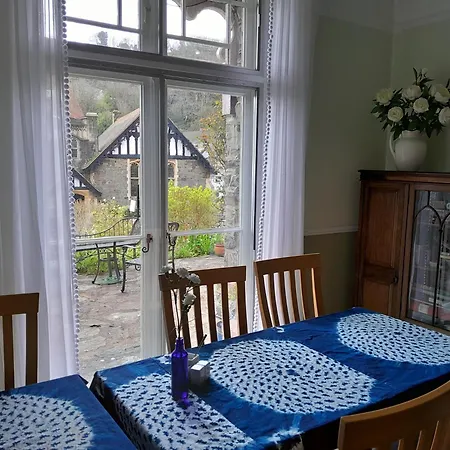 Gable Lodge Guest House-3