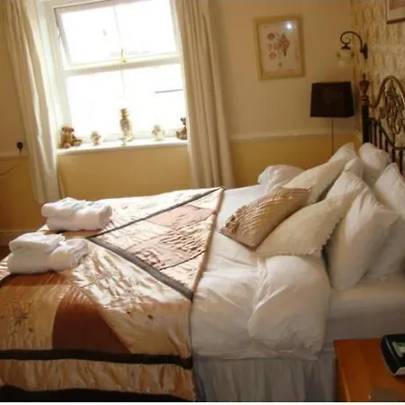 No. 9 Guest House-3