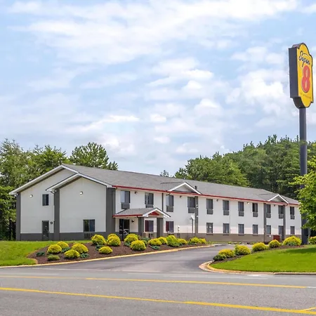Super 8 By Wyndham Farmville-2