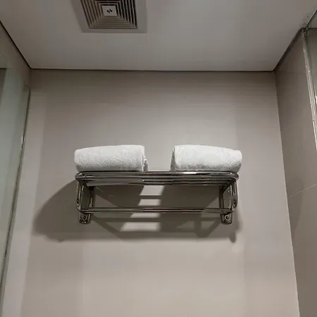 Verse Lite Hotel Gajah Mada-2