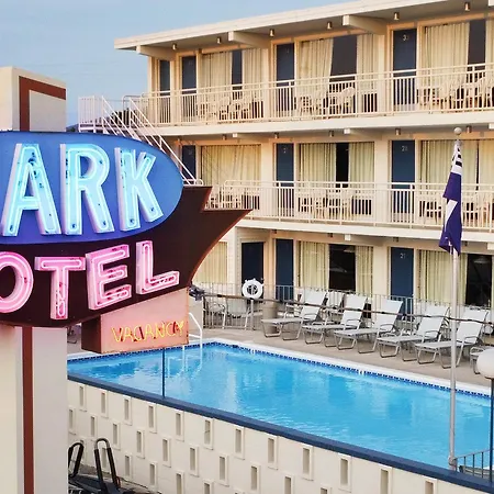 Lark Motel-2