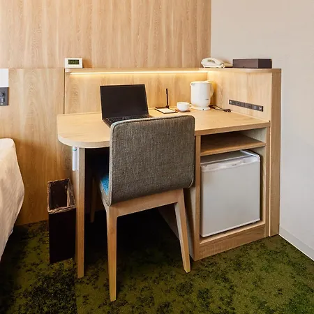 Ours Inn Hankyu-2