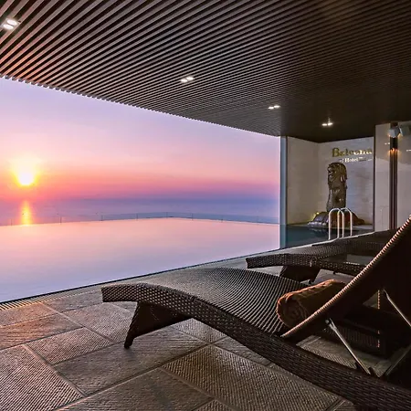 Balcona Hotel Da Nang-3