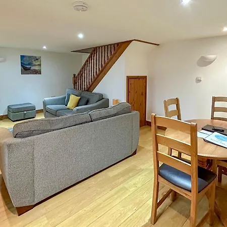 Bossiney Bay Cottages-2