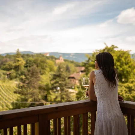 Hotel Weingut Stroblhof-2