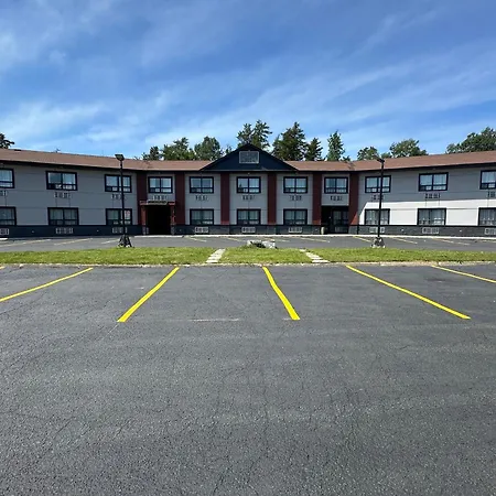 Hwy 17 Hotel-3