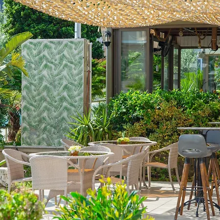 Citrus Park Hotel-2