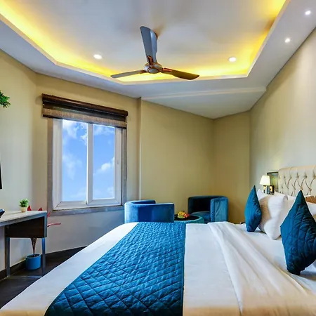 The Ivy Grand Hotel - Luxury Living In City Centre Near Connaught Place-2