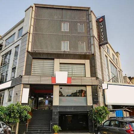 The Ivy Grand Hotel - Luxury Living In City Centre Near Connaught Place-3