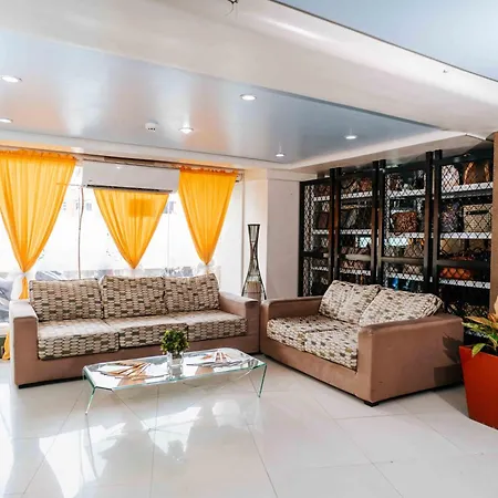 Villa Rosita Hotel Naga City By Reddoorz-2
