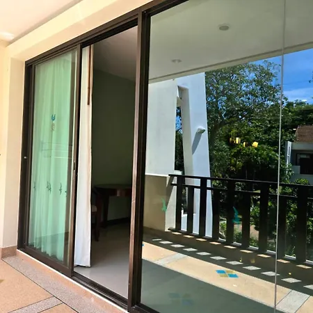 Hotel And Beach Bungalow At Lanta Resort-3