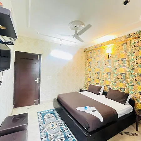 Hotel Jagannath Chittaranjan Park Near Nehru Palace-2