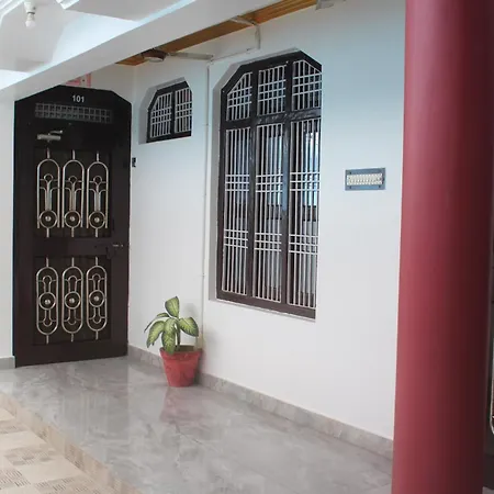 Shri Narayanam Guest House And Home Stay-3