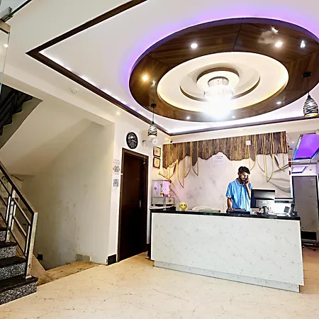 Hotel Ashok Palace Agra I 200M From Taj Mahal-3